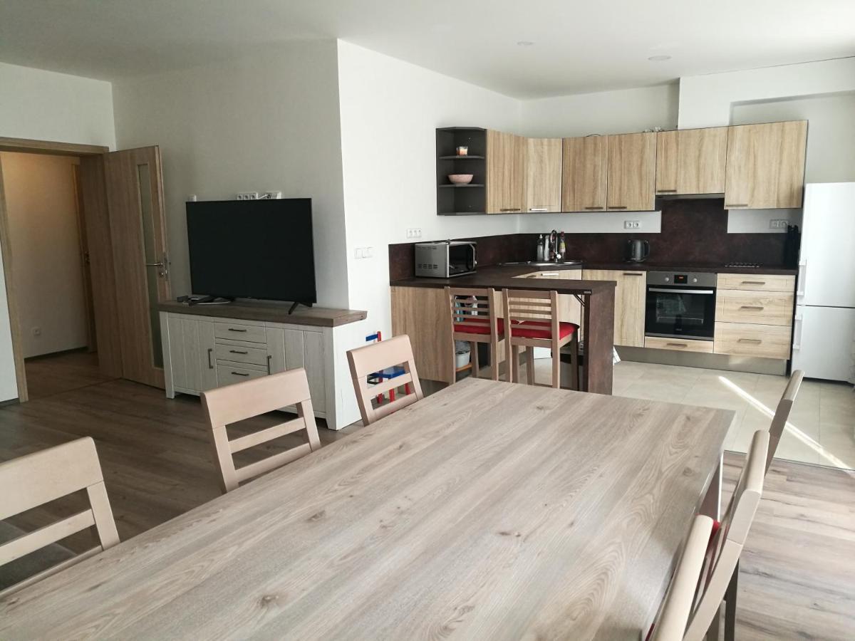 Apartmán G4 Maty Frymburk Exterior foto
